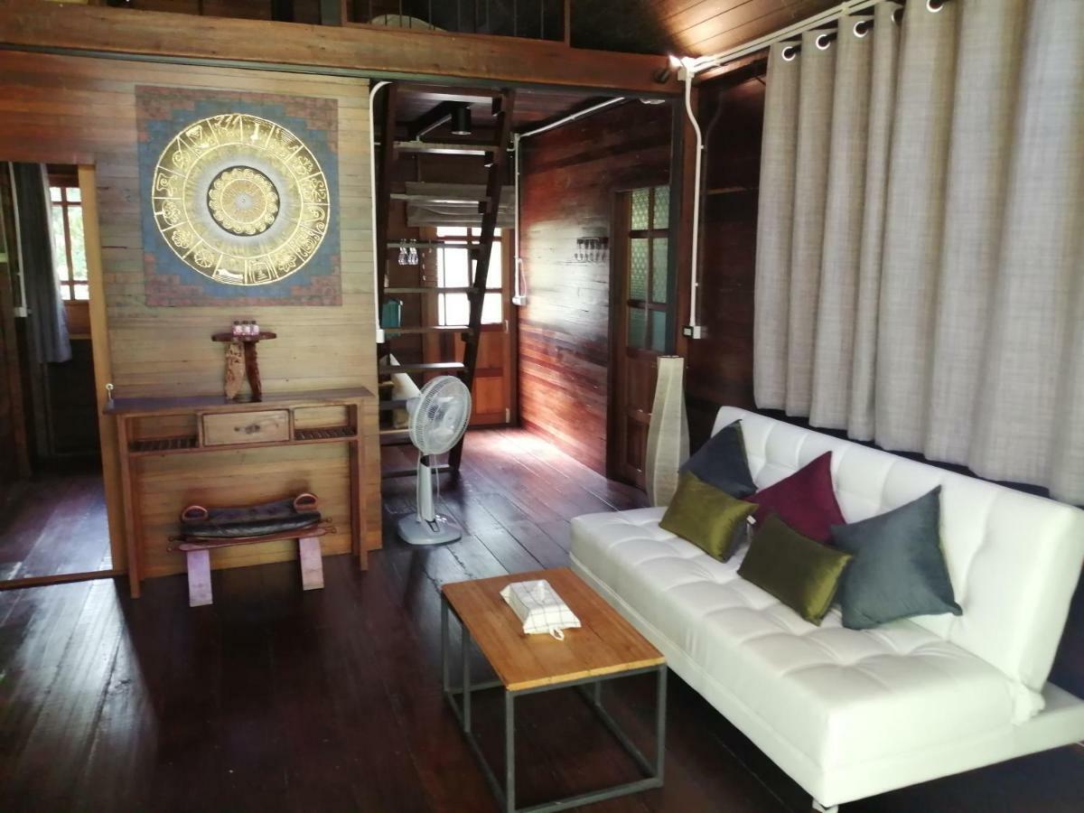 Rustic​ Charm​ Suphan​ Ban Tha Pong Екстер'єр фото