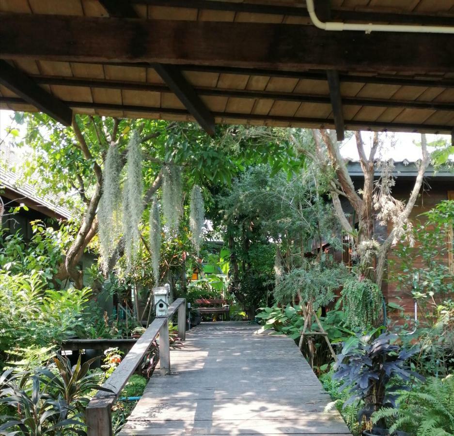 Rustic​ Charm​ Suphan​ Ban Tha Pong Екстер'єр фото