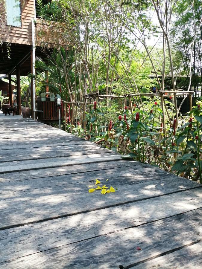Rustic​ Charm​ Suphan​ Ban Tha Pong Екстер'єр фото